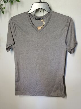 Kayden K Smoke Gray Women's V-Neck Tee - Small